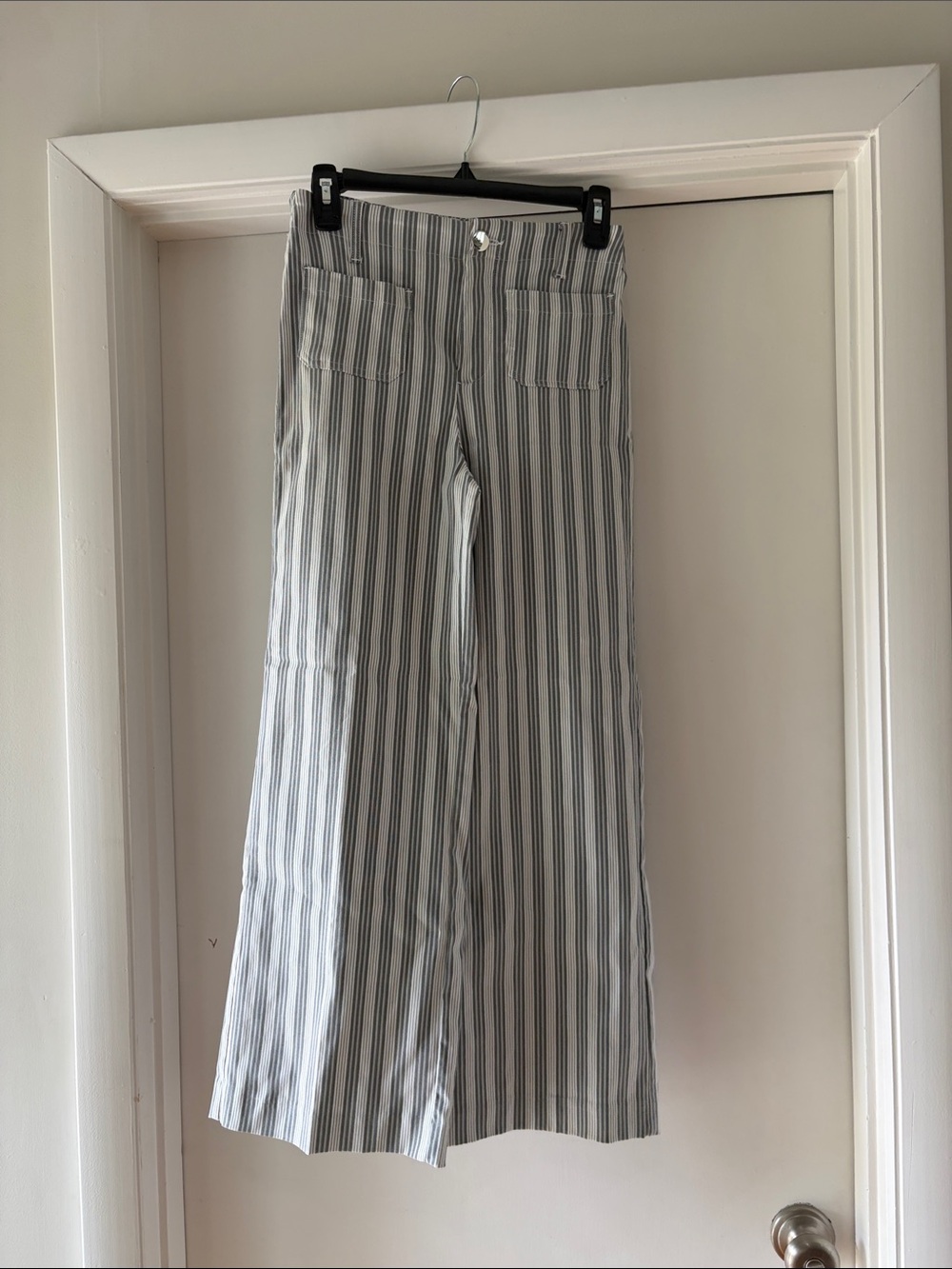Jules & Leopold Gray and White Striped Wide-Leg Pants